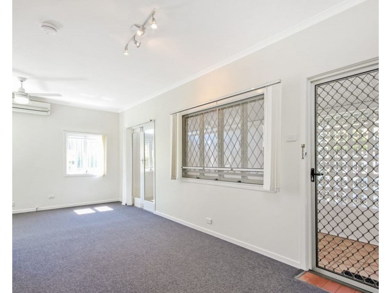 125 Jerrang St, Indooroopilly QLD 4068