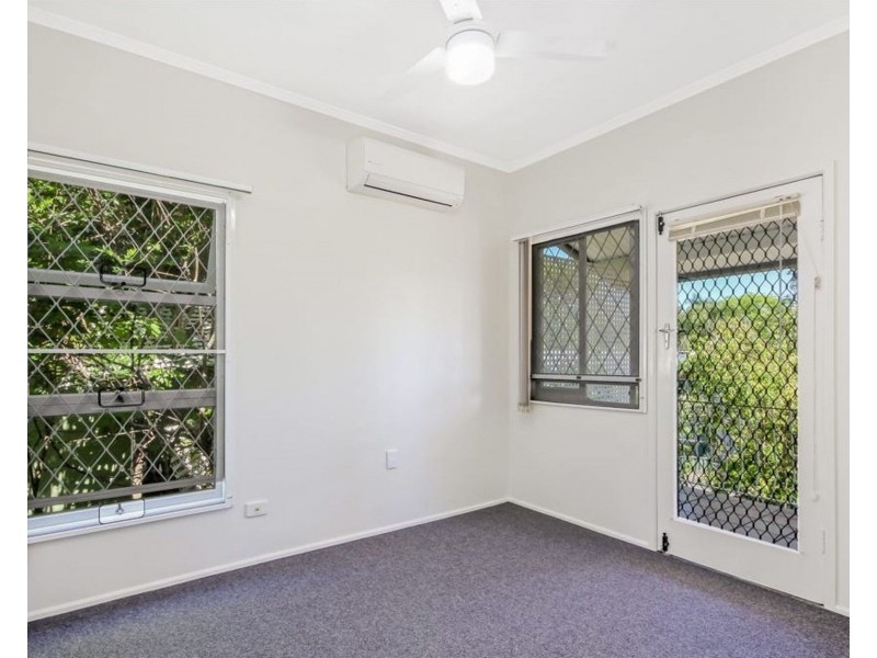 125 Jerrang St, Indooroopilly QLD 4068