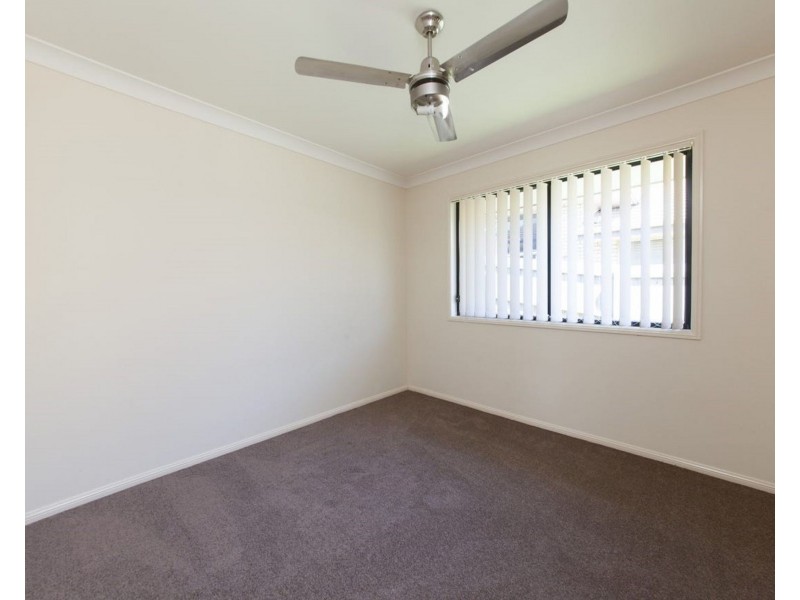 27 Chetwynd St, Redbank Plains QLD 4301