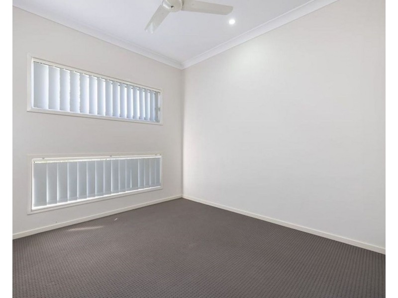 25 Hyssop Pl, Springfield Lakes QLD 4300