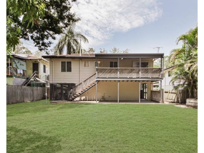 27 Iris St, Gailes QLD 4300