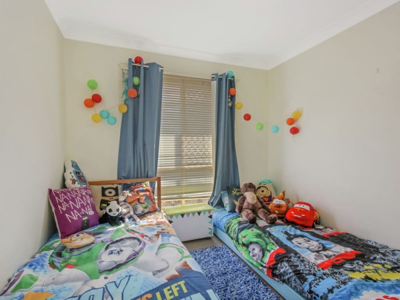 42 Whitlam Drive, Collingwood Park QLD 4301