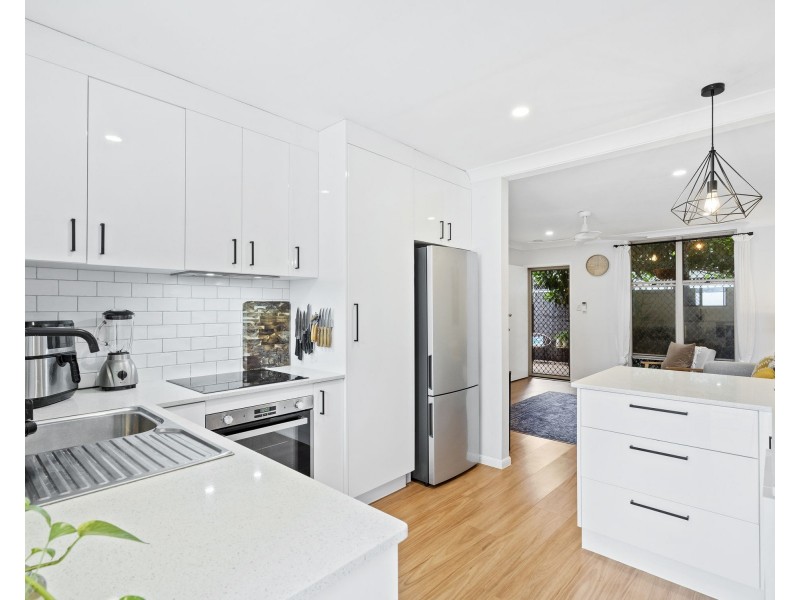 1/84 Whitmore Street, Taringa QLD 4068