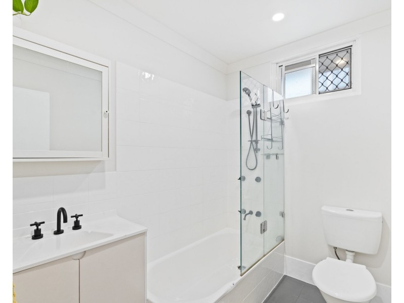 1/84 Whitmore Street, Taringa QLD 4068