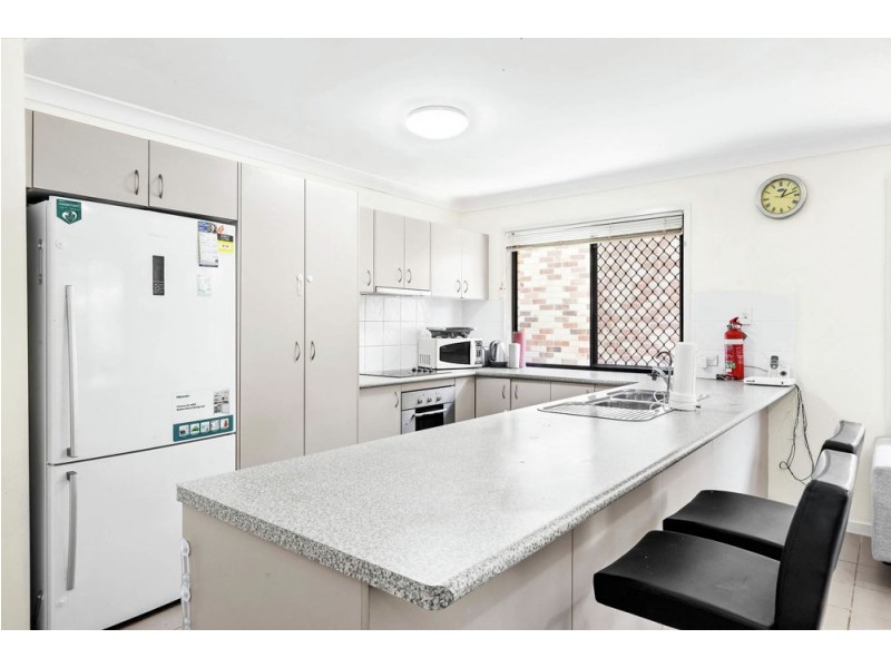 3 Krystelle Close, Oxley QLD 4075