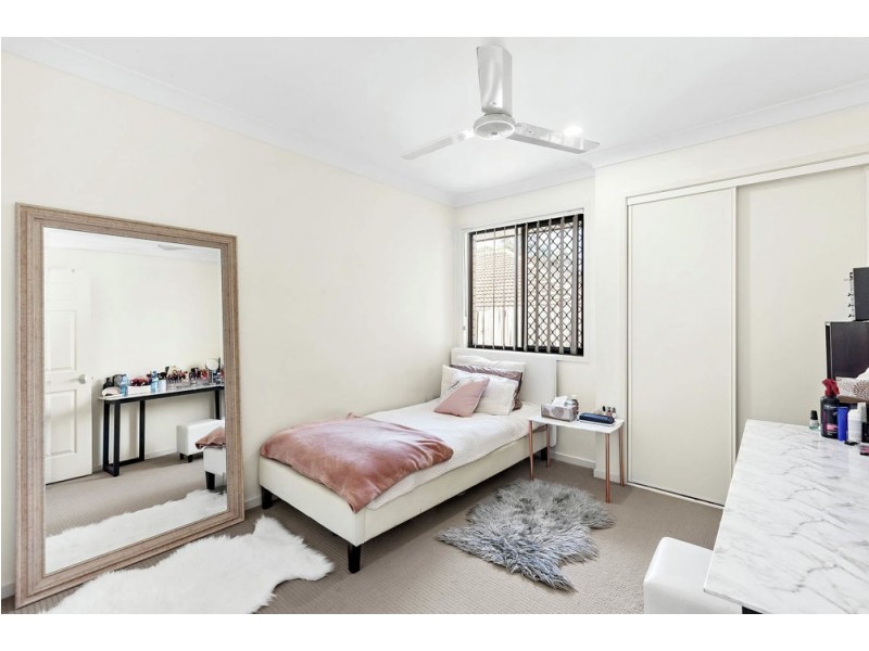 3 Krystelle Close, Oxley QLD 4075