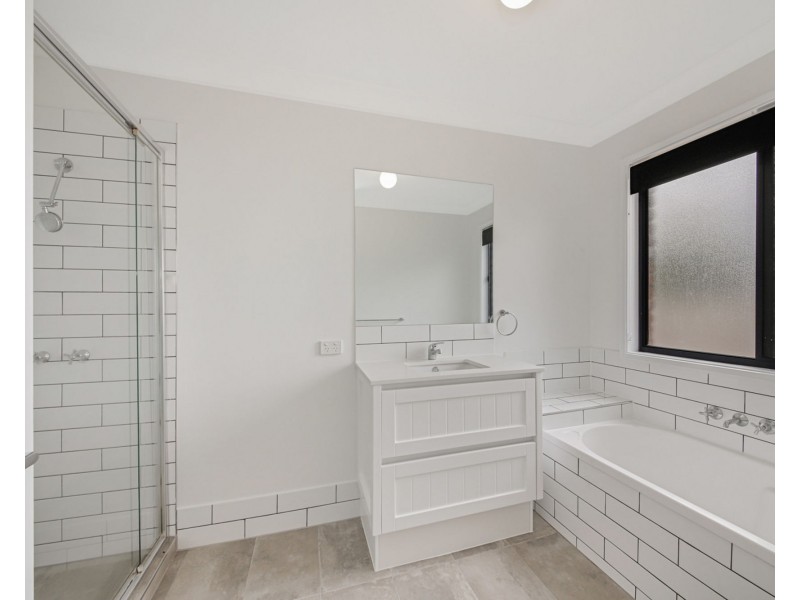 37 Swallowtail Crescent, Springfield Lakes QLD 4300