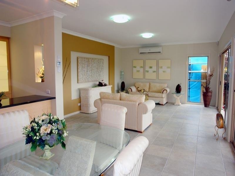 13 Atlantic Avenue, Springfield Lakes QLD 4300