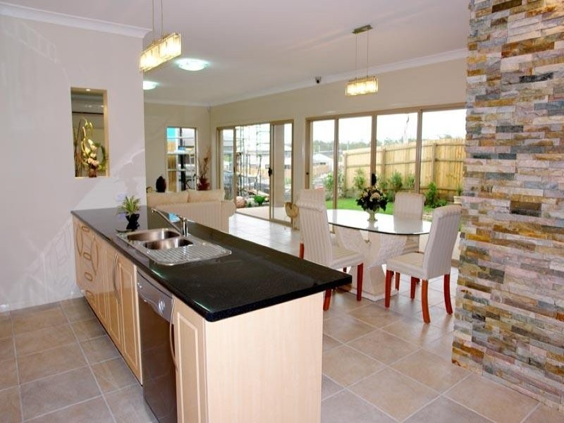 13 Atlantic Avenue, Springfield Lakes QLD 4300