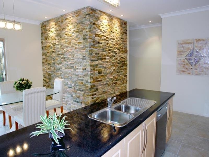 13 Atlantic Avenue, Springfield Lakes QLD 4300