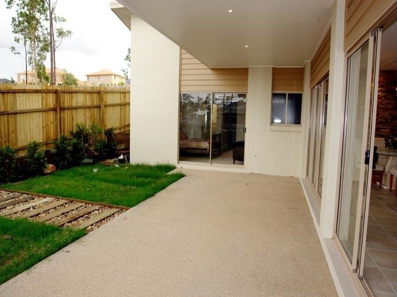 13 Atlantic Avenue, Springfield Lakes QLD 4300