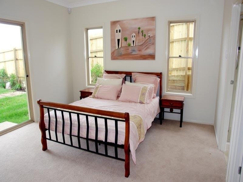 13 Atlantic Avenue, Springfield Lakes QLD 4300