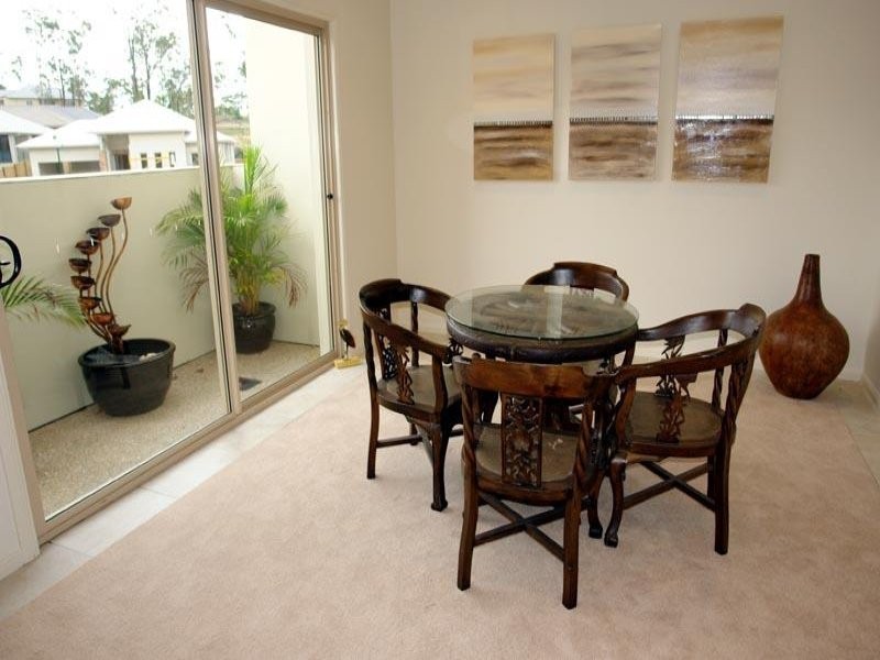 13 Atlantic Avenue, Springfield Lakes QLD 4300