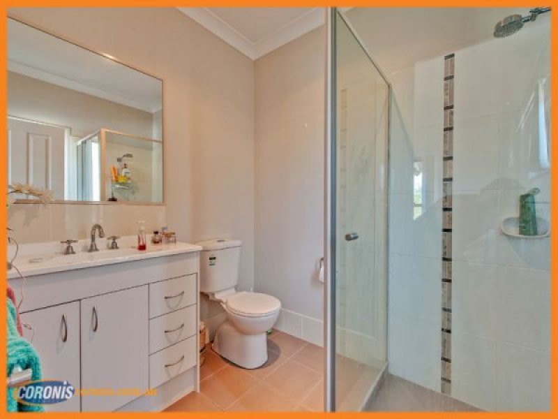 15 Violet Avenue, Springfield Lakes QLD 4300