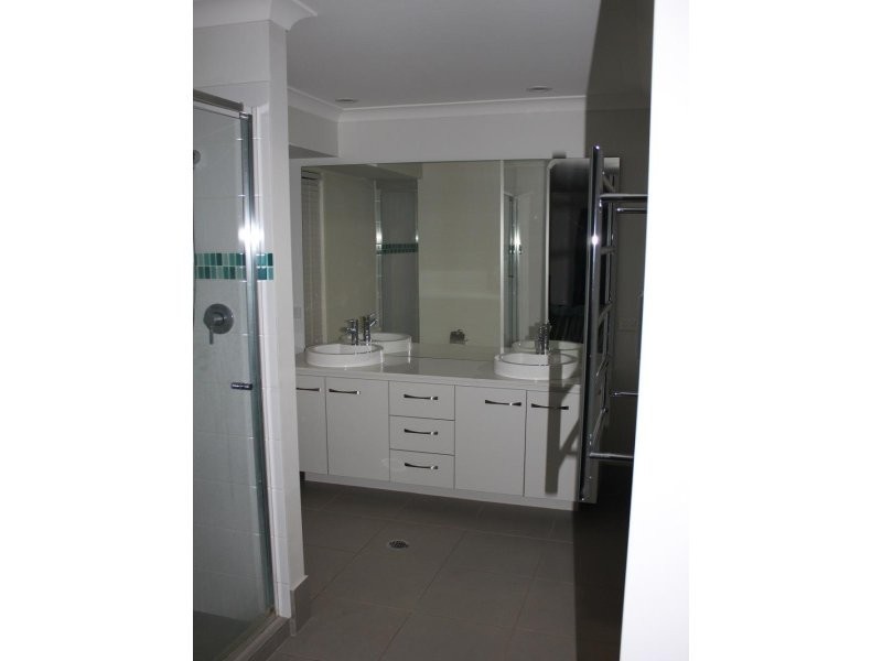 6 Tait Avenue, Redbank Plains QLD 4301