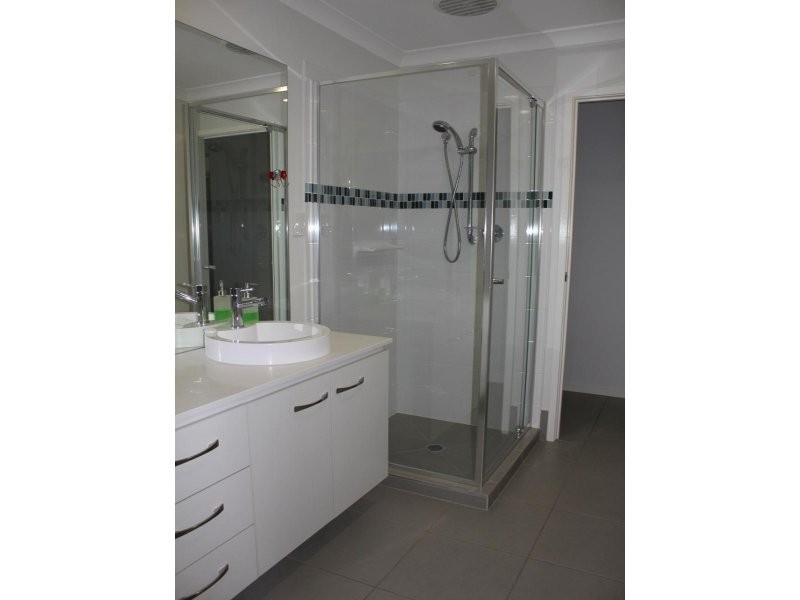 6 Tait Avenue, Redbank Plains QLD 4301