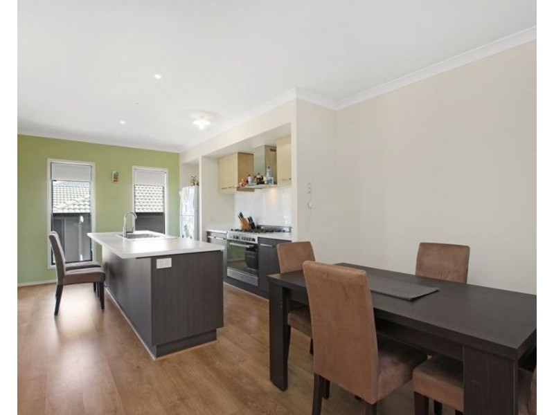 1 Kondalila Crescent, Springfield Lakes QLD 4300