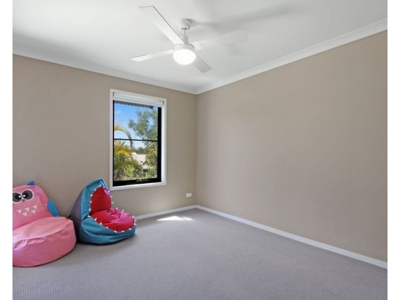 1 Kondalila Crescent, Springfield Lakes QLD 4300