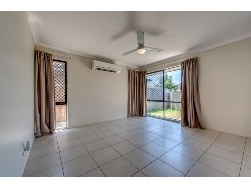 42 Lindeman Street, Springfield Lakes QLD 4300