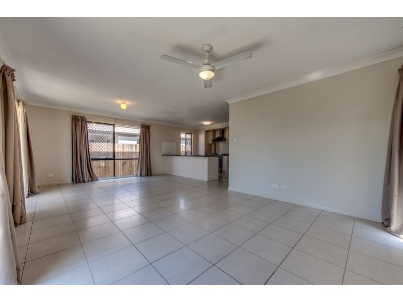 42 Lindeman Street, Springfield Lakes QLD 4300