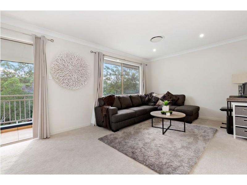 1 Pineview Place, Springfield QLD 4300