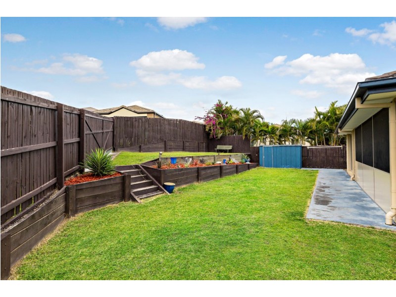 1 Pineview Place, Springfield QLD 4300