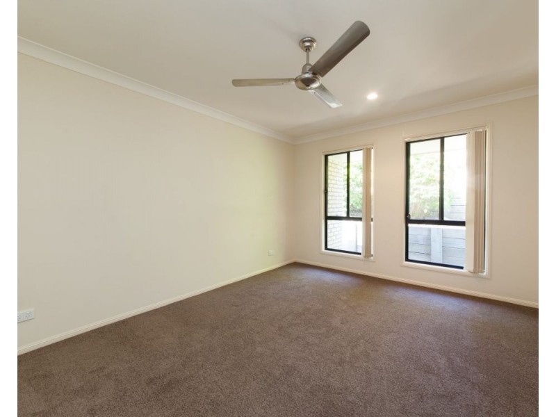 27 Chetwynd Street, Redbank Plains QLD 4301