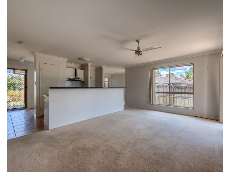 6 Mistletoe Court, Camira QLD 4300