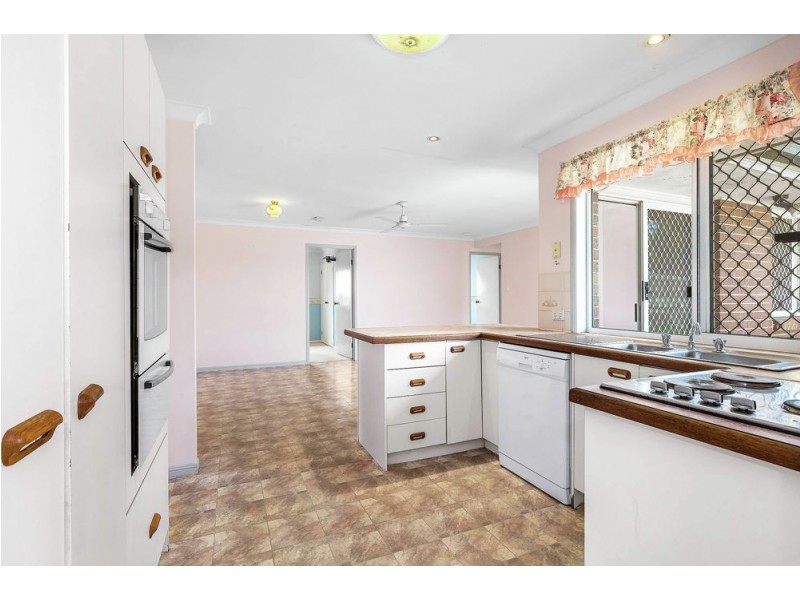 17 Ivy Street, Springfield QLD 4300
