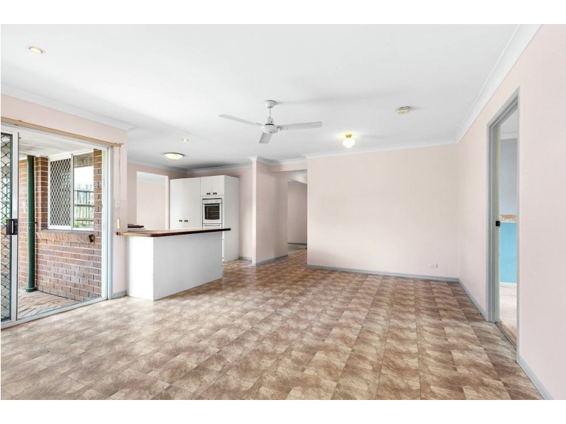 17 Ivy Street, Springfield QLD 4300