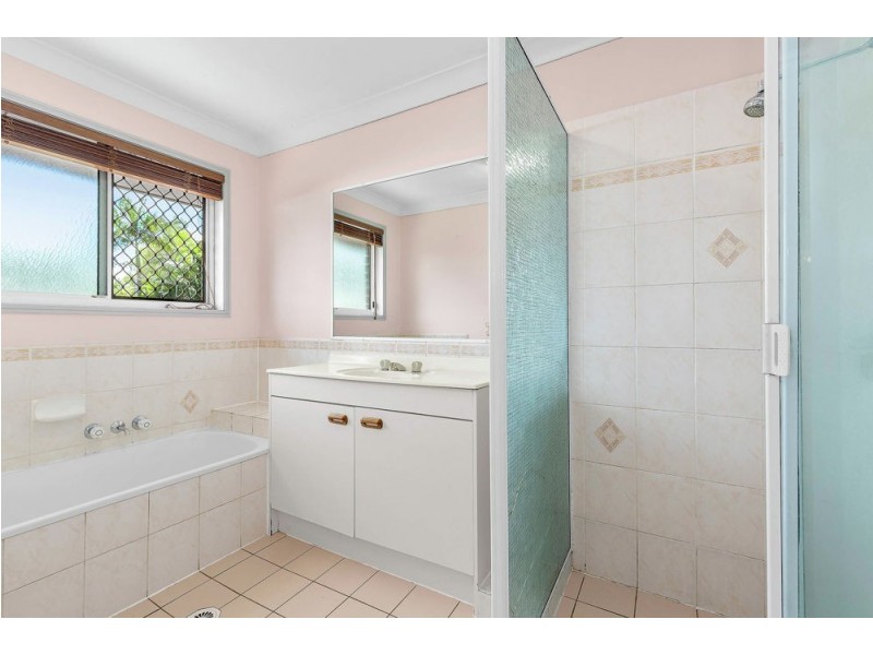 17 Ivy Street, Springfield QLD 4300