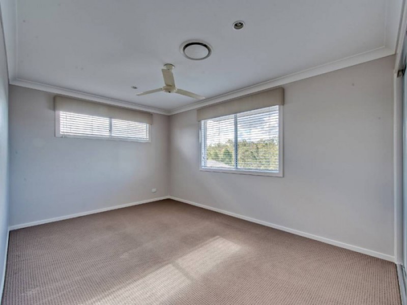 3 Boronia Court, Springfield Lakes QLD 4300