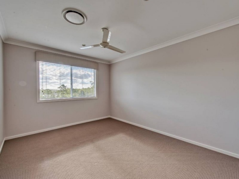 3 Boronia Court, Springfield Lakes QLD 4300