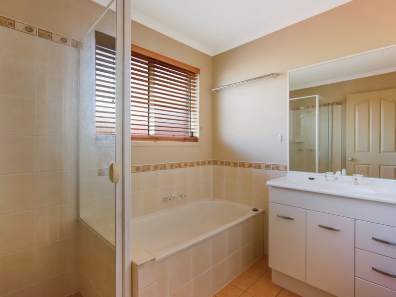 3 Swallowtail Crescent, Springfield Lakes QLD 4300