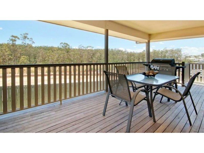 54 Lakes Entrance Drive, Springfield Lakes QLD 4300