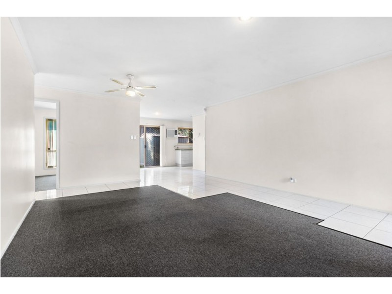 10/6 Rosegum Place, Redbank Plains QLD 4301