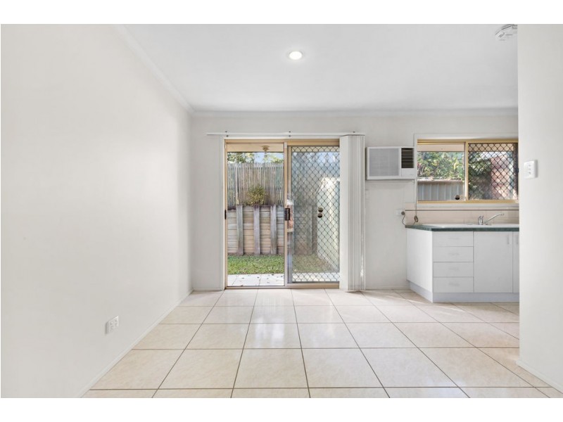 10/6 Rosegum Place, Redbank Plains QLD 4301
