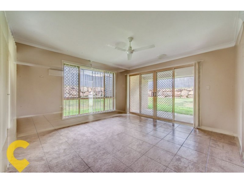 33 Dillon Avenue, Augustine Heights QLD 4300