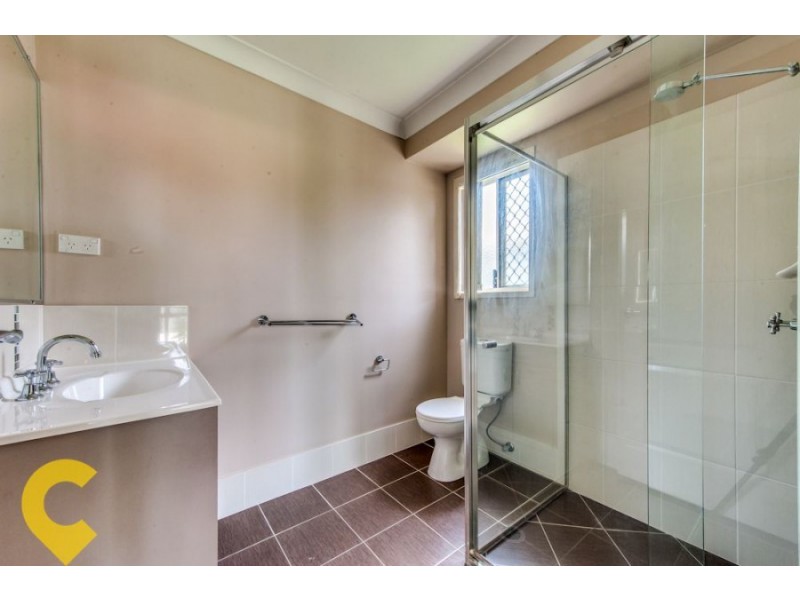 33 Dillon Avenue, Augustine Heights QLD 4300