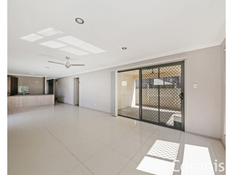 8 Wylie Court, Springfield Lakes QLD 4300
