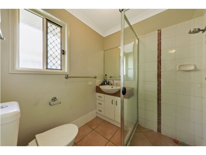 27 Katrina Way, Raceview QLD 4305