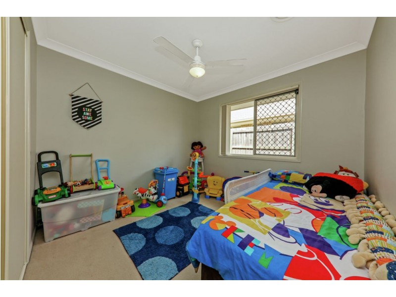 27 Katrina Way, Raceview QLD 4305