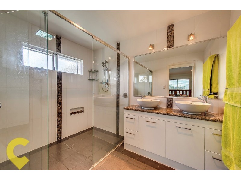 60 Stafford Street, Silkstone QLD 4304