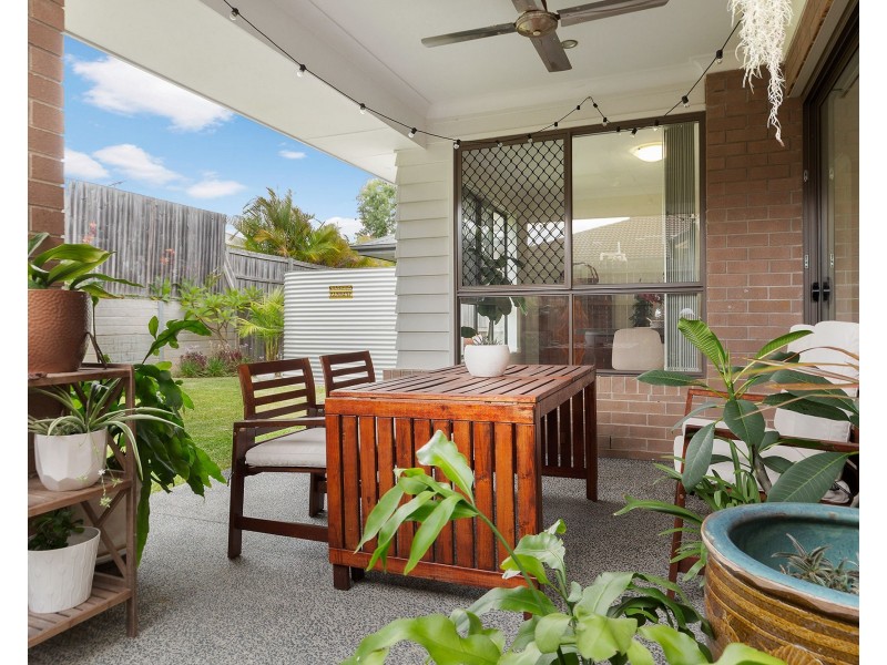 6 Arnaldo Avenue, Augustine Heights QLD 4300