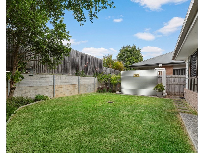 6 Arnaldo Avenue, Augustine Heights QLD 4300