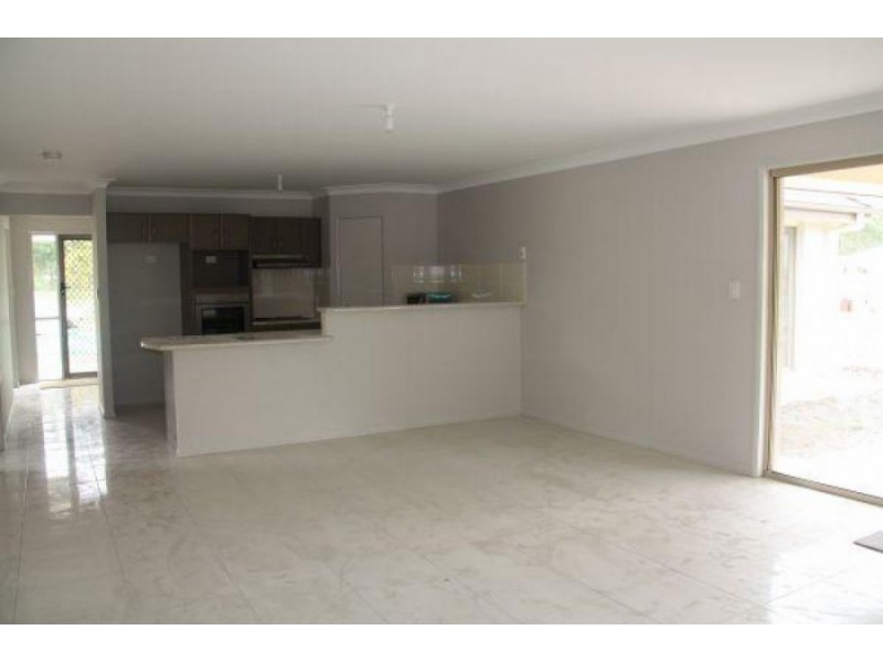 90 Armisfield Street,, Doolandella QLD 4077