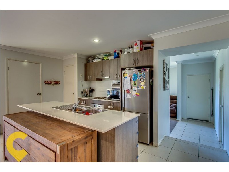 34 Quinn Close, Augustine Heights QLD 4300