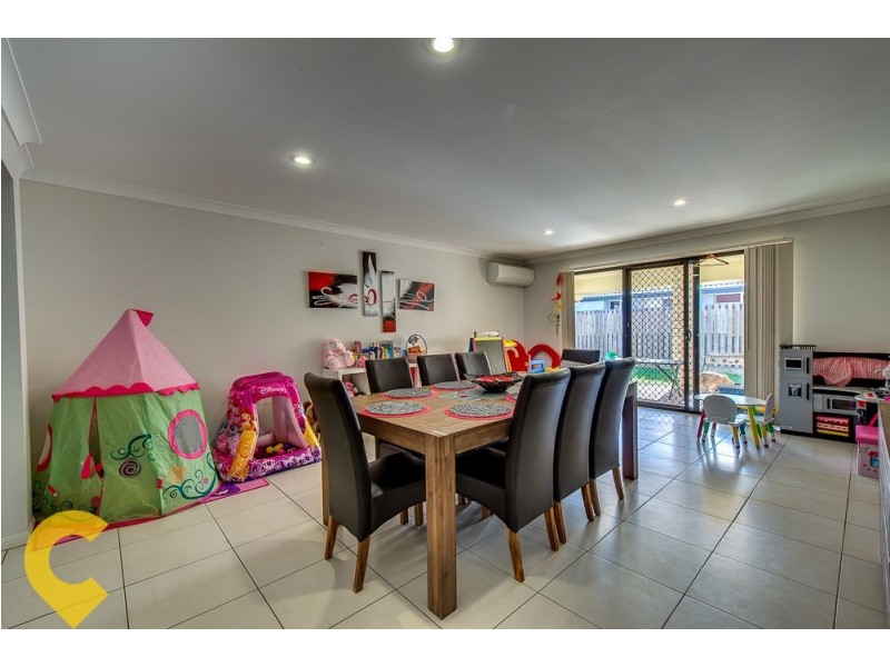 34 Quinn Close, Augustine Heights QLD 4300