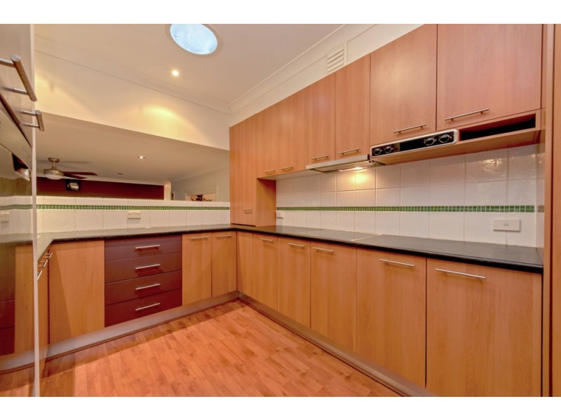 11 Bellevue Place, Springfield Lakes QLD 4300