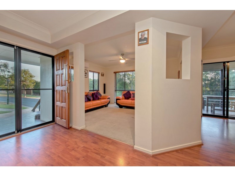 11 Bellevue Place, Springfield Lakes QLD 4300